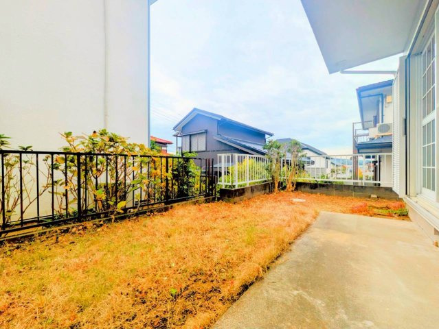 甘粕ハイツの庭