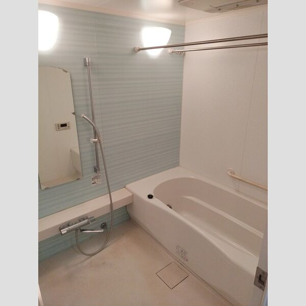 エスリード太秦三条天神川の浴室