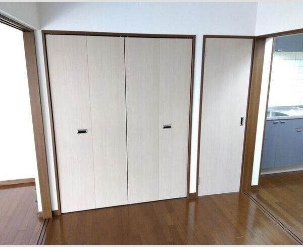 シェモア泉中央の収納