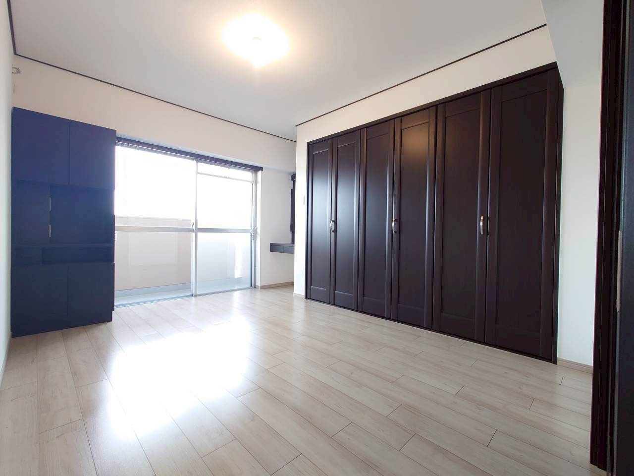 ◆２０２５年１１月リフォーム完了◆五山の送り火が見える◆角部屋◆メガロコープ西陣A棟の洋室|洋室