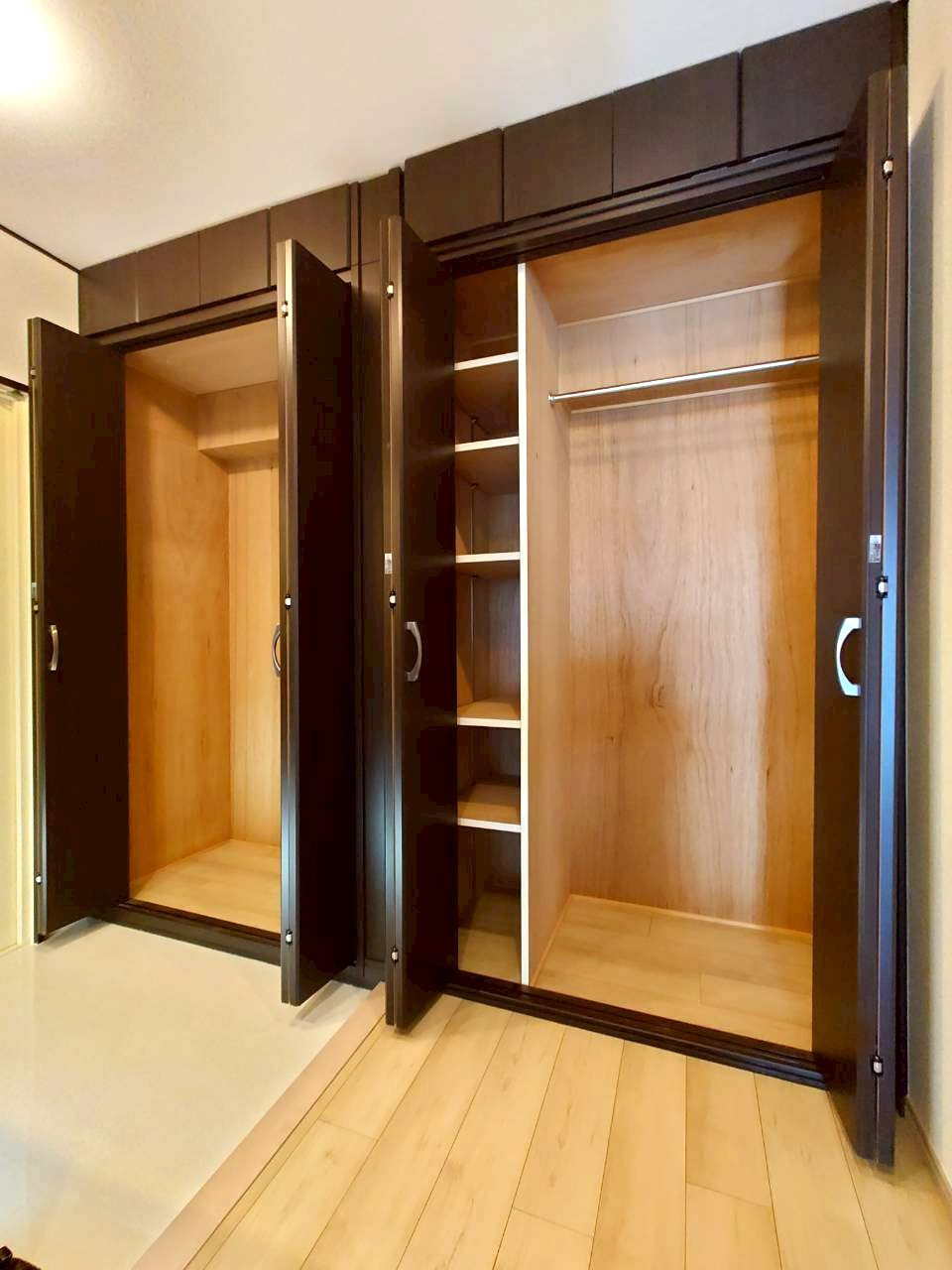 ◆２０２５年１１月リフォーム完了◆五山の送り火が見える◆角部屋◆メガロコープ西陣A棟の収納|クローゼット