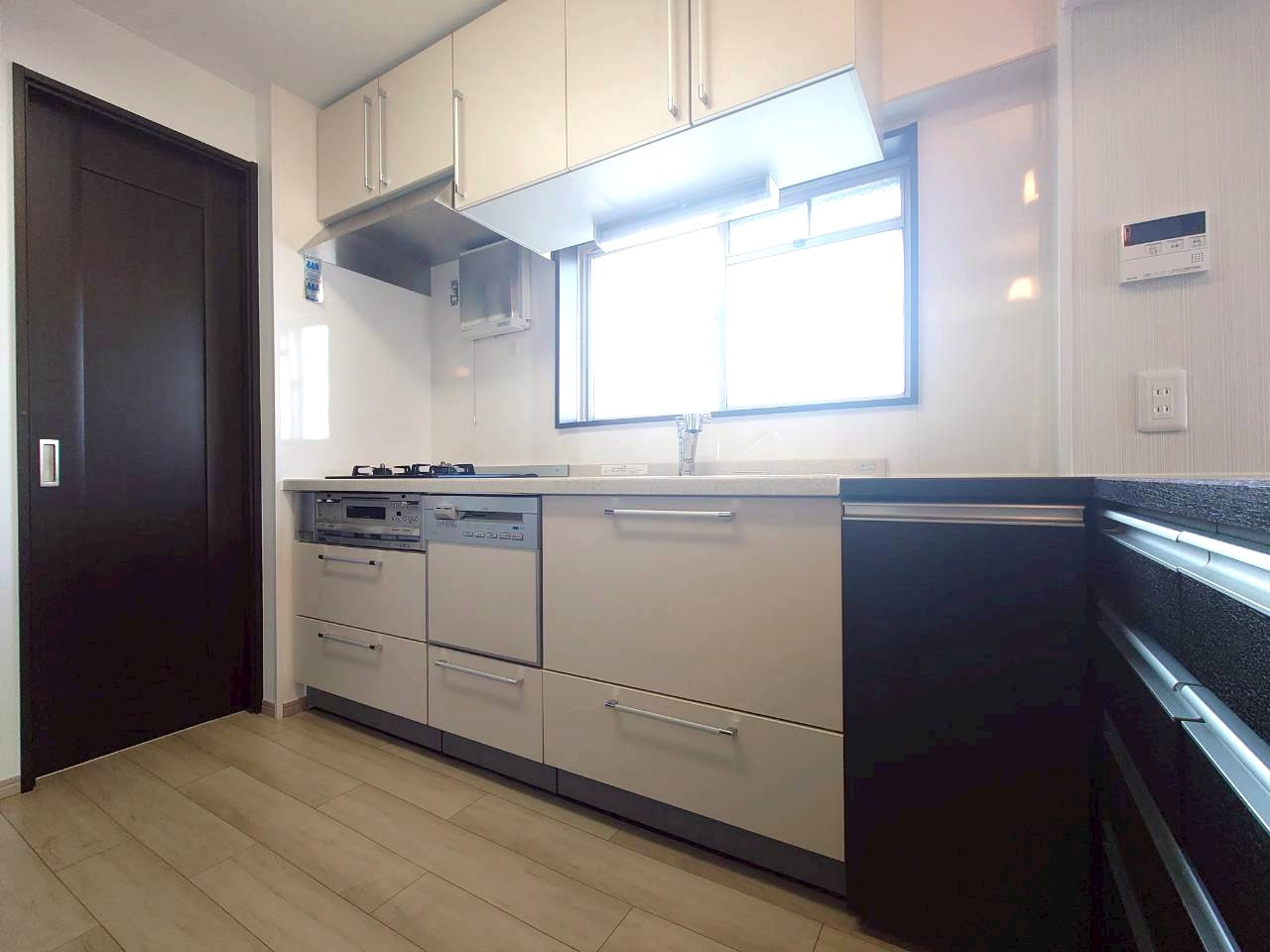 ◆２０２５年１１月リフォーム完了◆五山の送り火が見える◆角部屋◆メガロコープ西陣A棟のキッチン|キッチン