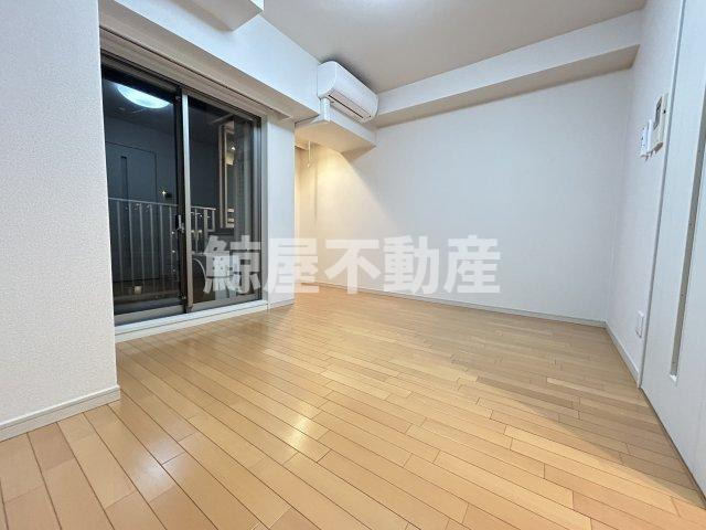 セリーズ門前仲町の居間・リビング|こちらの居間で趣味の時間をお楽しみください