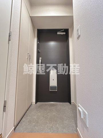セリーズ門前仲町の玄関|収納もある玄関です