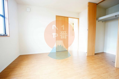 【その他】 | セゲド | 洋室です※参考写真