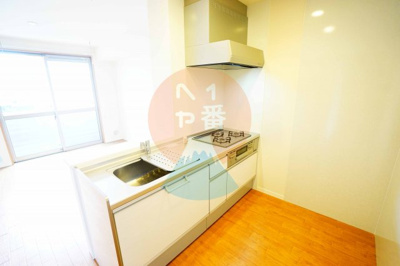 【キッチン】 | セゲド | 3口システムキッチンです　※参考写真