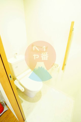 【トイレ】 | セゲド | ウォッシュレットです　※参考写真