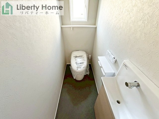 水戸市千波町Ⅱ　新築戸建　1号棟のトイレ