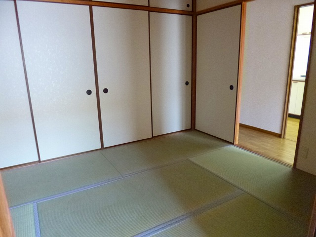 【寝室】 | レジェンダリー小松