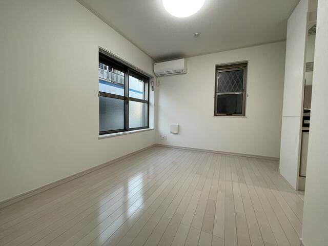 セシリア熊野前の洋室|洋室・5.9帖