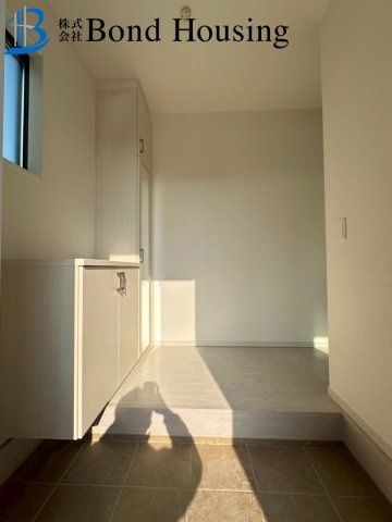 並列3台駐車可能　桜が丘中町2丁目　新築限定1棟の洋室