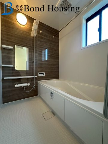 並列3台駐車可能　桜が丘中町2丁目　新築限定1棟の居間・リビング