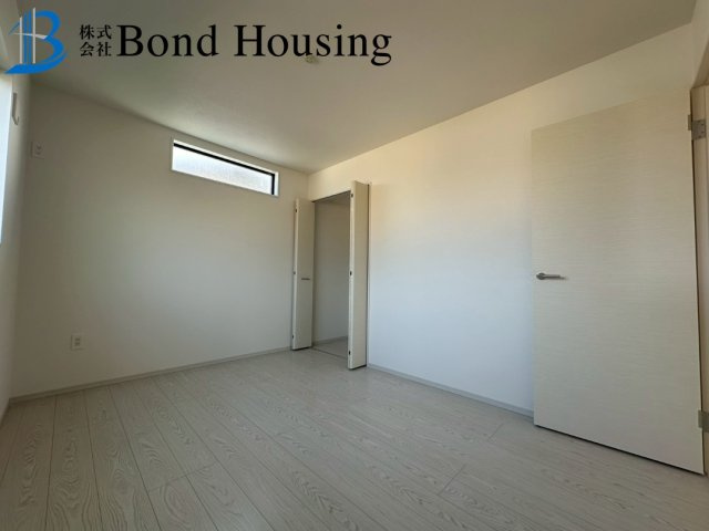 並列3台駐車可能　桜が丘中町2丁目　新築限定1棟の前面道路含む現地写真