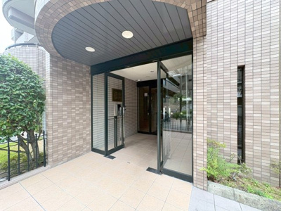 【エントランス】 | ライオンズマンション千里上山手