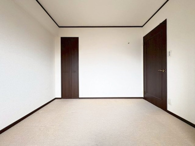 【洋室】 | ライオンズマンション千里上山手