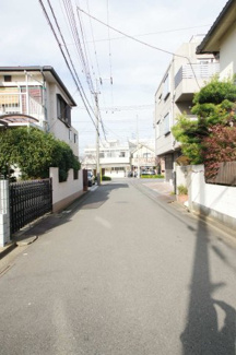 【前面道路含む現地写真】 | 【仲介手数料無料！！】府中市若松町4丁目　建築条件付き売地（全1区画）No1区画　6690万円