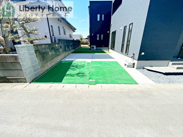 水戸市千波町Ⅱ　新築戸建　2号棟の駐車場