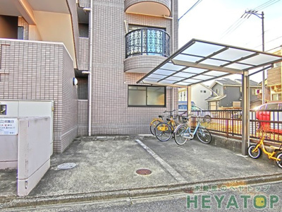  | アルカディア鶴里【名古屋市賃貸・RC造】 | 敷地内駐車場