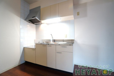 【キッチン】 | アルカディア鶴里【名古屋市賃貸・RC造】 | ガスコンロが置けるキッチンで楽しくお料理