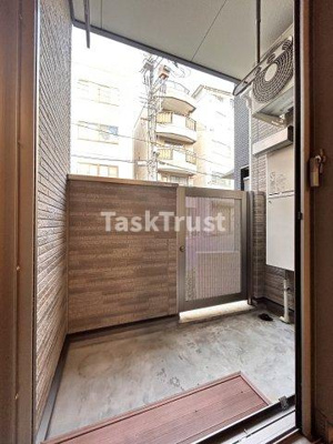 【バルコニー】 | ウイングコート吉野