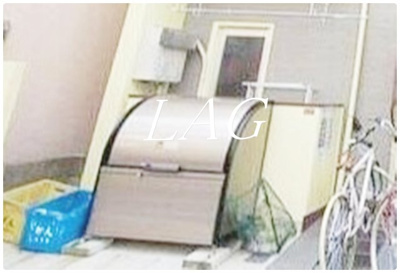 【その他共用部分】 | ロアジス高円寺 | ゴミ置き場です。