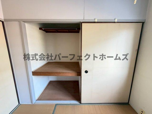 枚方ハイツ3号棟の収納|便利な収納スペースです