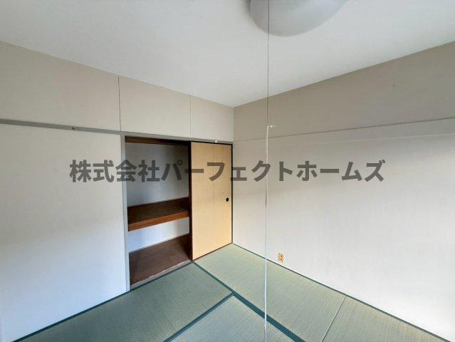 枚方ハイツ3号棟の和室|趣のある和室です