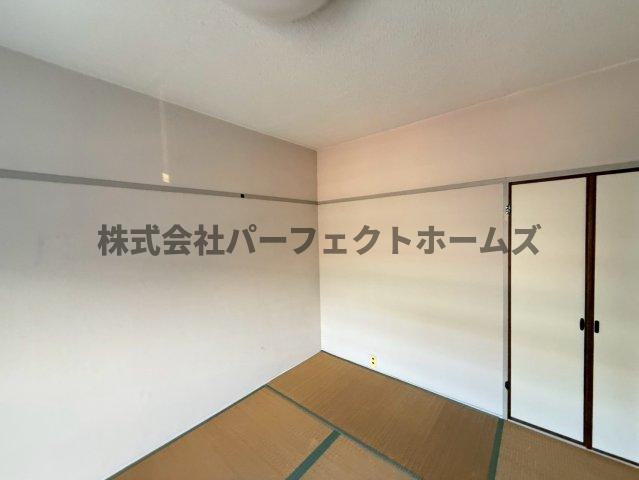 枚方ハイツ3号棟の和室|フローリングだけでなく、和室もあります