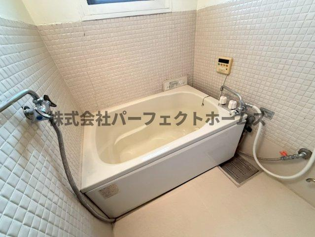 枚方ハイツ3号棟の浴室|落ち着いた空間のお風呂です