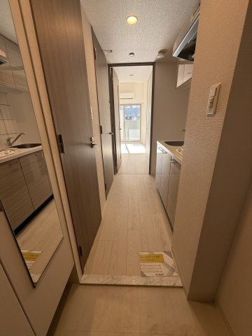 エスリード大阪フェリスの玄関