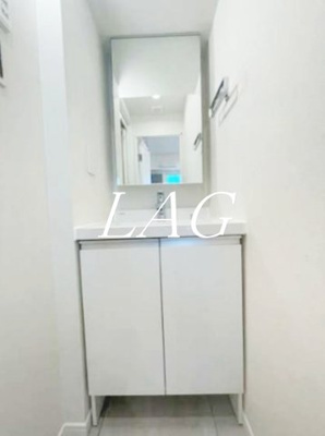 【洗面所】 | イトーピア白金ステーションプラザ | 洗面台です。