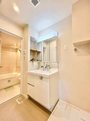 【独立洗面台】 | 403 | 使いやすい独立洗面台です