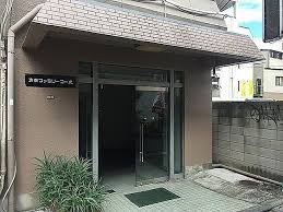 【エントランス】 | 403 | 落ち着いたエントランスです