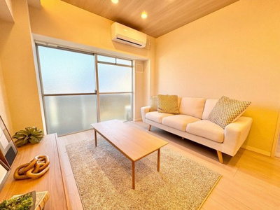 【居間・リビング】 | 403 | リビングです