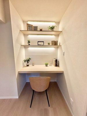 【その他】 | 403 | 机・椅子です