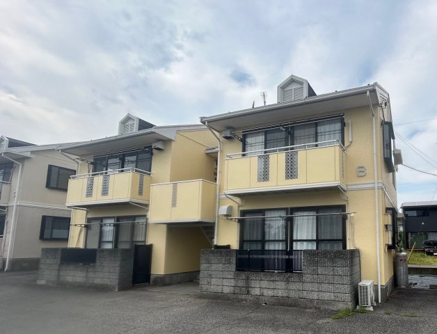 スリーエトワールB棟