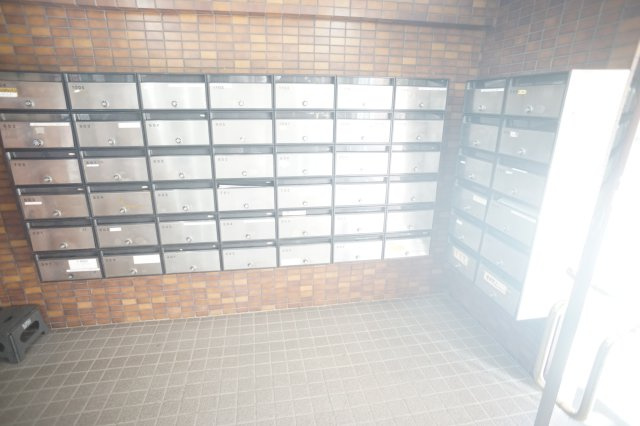 レジデンス前橋のその他共用部分|郵便受け