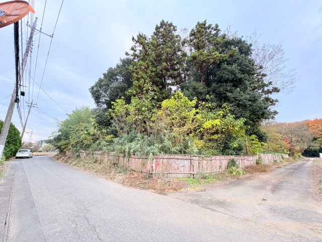 坂戸市塚越　建築条件なし売地　東武東上線『北坂戸駅』徒歩40分　【勝呂小学区】の外観