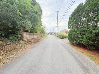 【前面道路含む現地写真】 | 坂戸市塚越　建築条件なし売地　東武東上線『北坂戸駅』徒歩40分　【勝呂小学区】