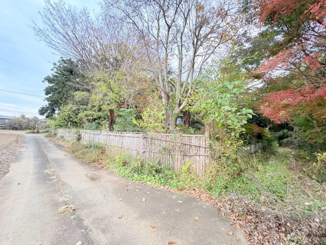 坂戸市塚越　建築条件なし売地　東武東上線『北坂戸駅』徒歩40分　【勝呂小学区】の外観