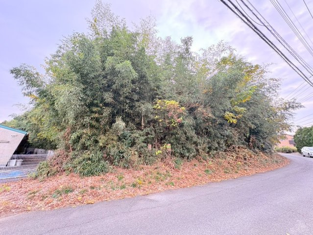坂戸市塚越　建築条件なし売地　東武東上線『北坂戸駅』徒歩40分　【勝呂小学区】の外観
