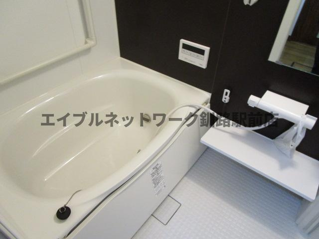 興津2丁目1-6借家の浴室