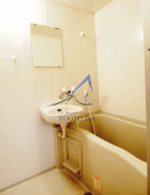 茂木ビルの浴室|お風呂です。