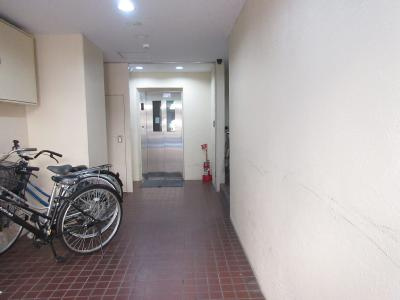 グレースヨシダの駐車場|駐輪
