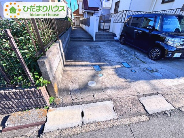 野田市山崎　中古戸建　昭和61年築の駐車場|駐車1台可能です♪
