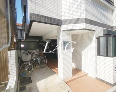 【エントランス】 | モンシャトー中野・新井館 | エントランスです。