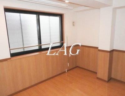 【居間・リビング】 | モンシャトー中野・新井館 | 洋室のお部屋です。