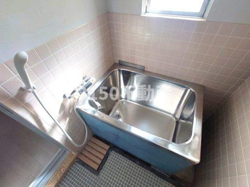 加藤ビルの浴室