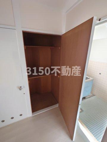 加藤ビルの収納