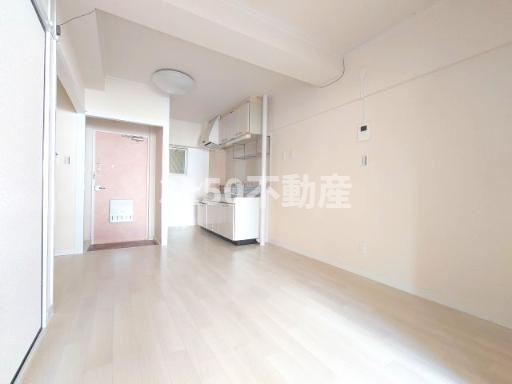 加藤ビルの居間・リビング